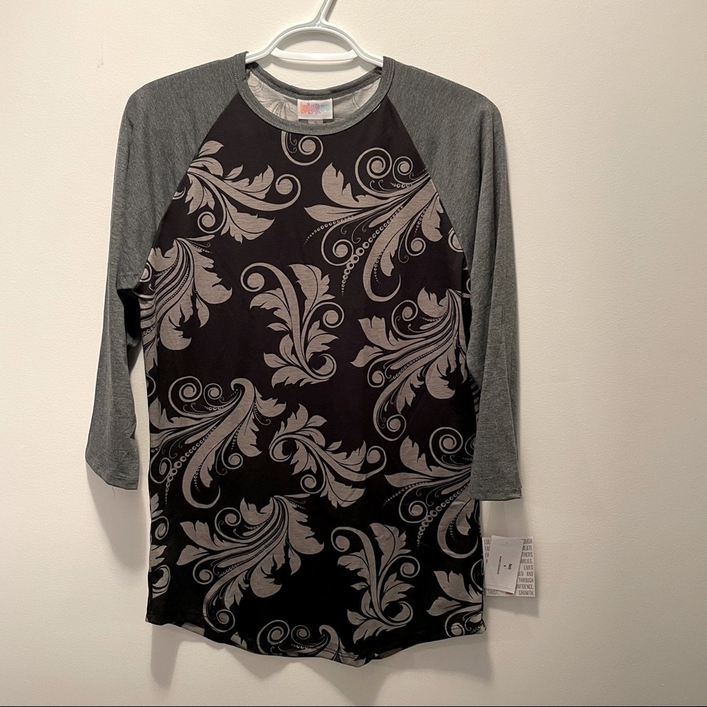 LuLaRoe Randy tee